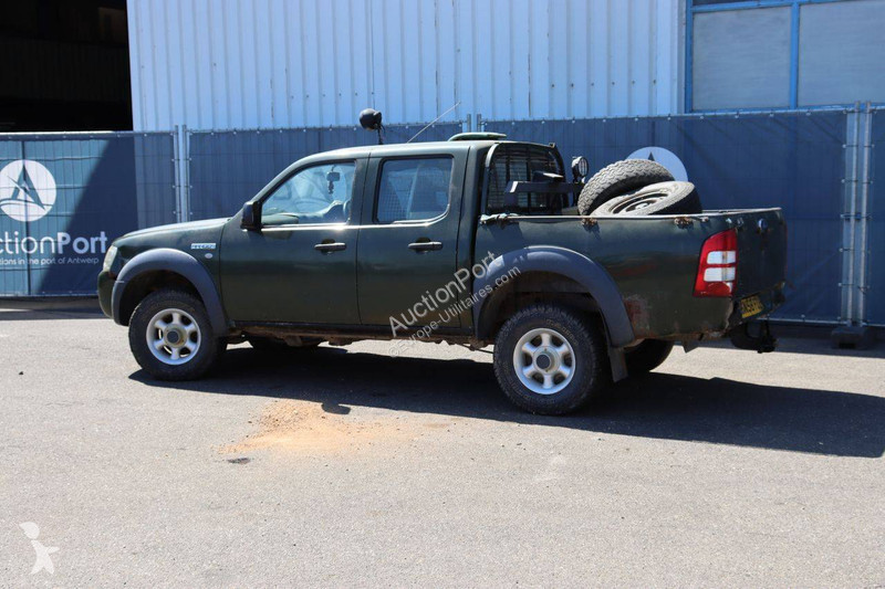 Véhicule utilitaire Ford
