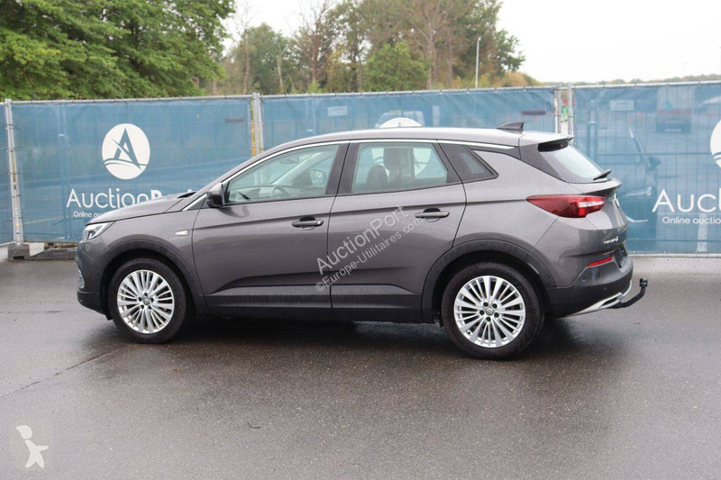 Véhicule utilitaire Opel