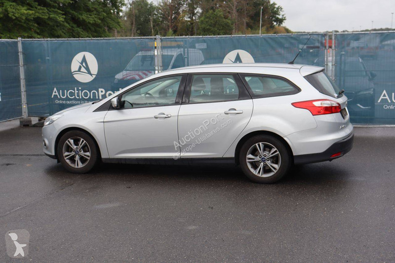 Véhicule utilitaire Ford