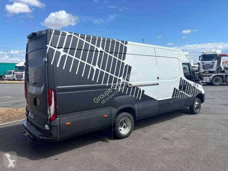 Véhicule utilitaire Iveco