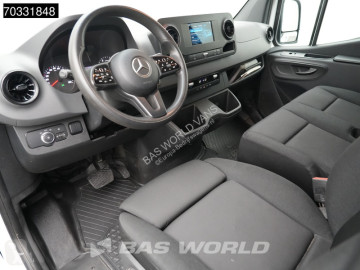 Utilitaire benne Mercedes