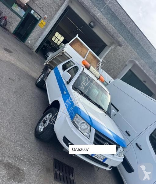 Véhicule utilitaire Tata doppia cabina...