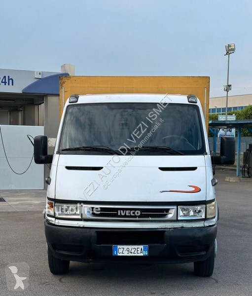 Véhicule utilitaire Iveco 35c17 cc 3.0