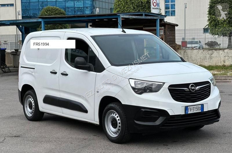 Véhicule utilitaire Opel Сombo