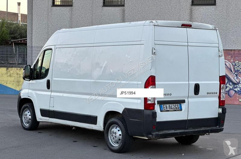Véhicule utilitaire Peugeot