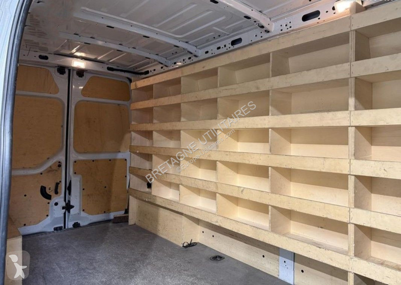 Véhicule utilitaire Nissan INTERSTAR FG L3H2...