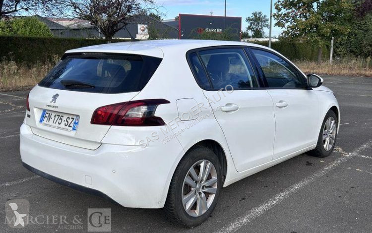 Véhicule utilitaire Peugeot
