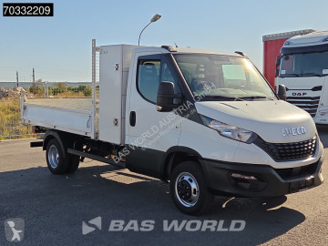 Utilitaire benne Iveco