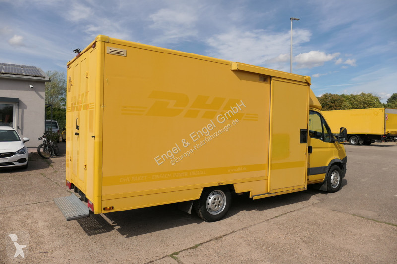 Véhicule utilitaire Iveco Daily 35 S11 C30C...