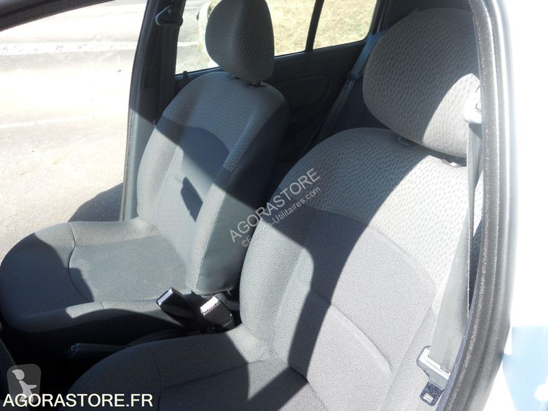 Véhicule utilitaire Renault CLIO