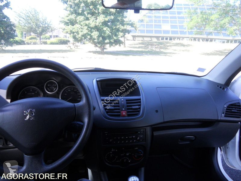 Furgoneta Peugeot 1.4L HDI