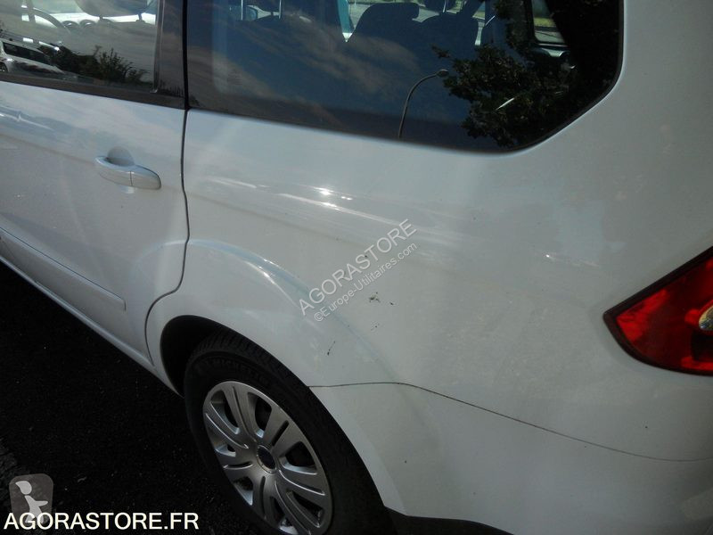 Véhicule utilitaire Ford GALAXY TREND 7 PLACES