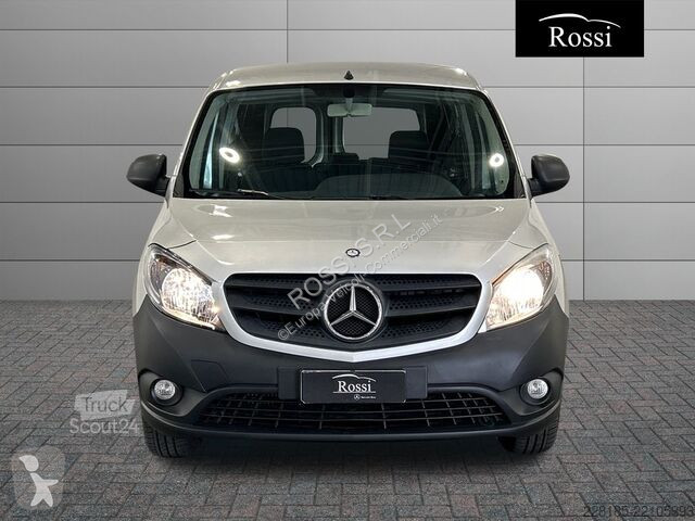 Véhicule utilitaire Mercedes I - citan 111 cdi...