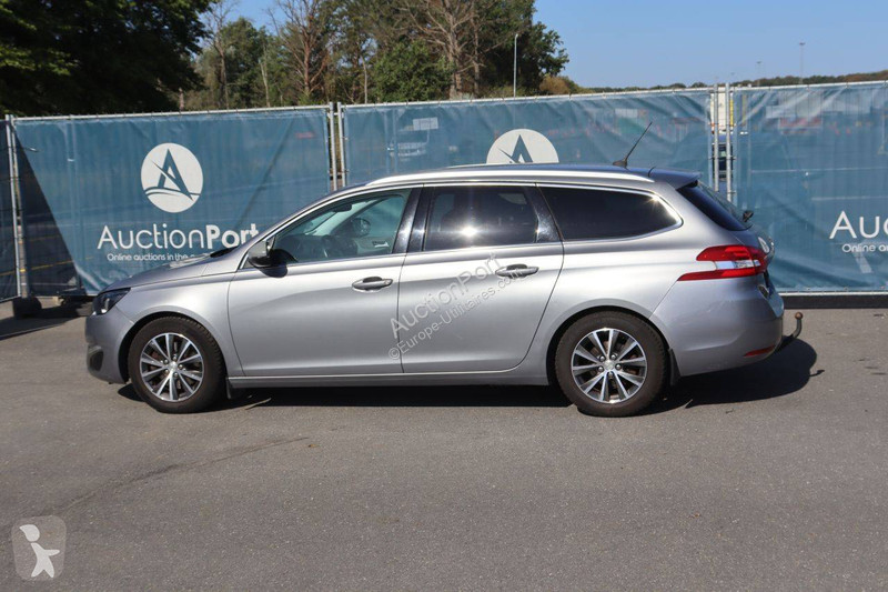 Véhicule utilitaire Peugeot