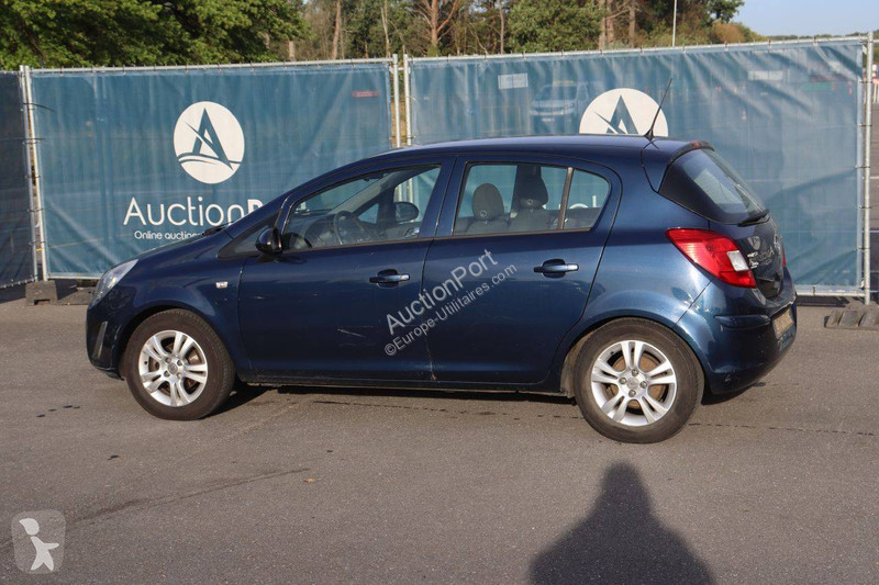 Véhicule utilitaire Opel