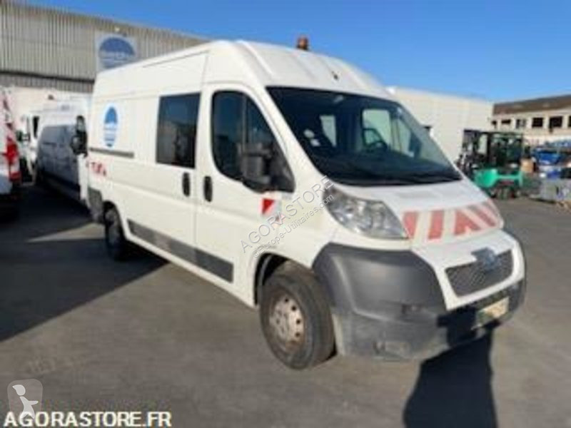 Véhicule utilitaire Peugeot BOXER