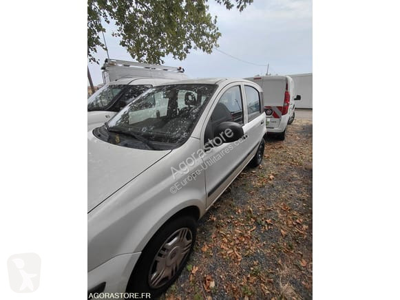 Véhicule utilitaire