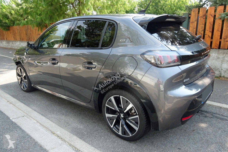 Véhicule utilitaire Peugeot 1,2 PURETECH 130 BVA