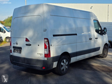 Caja cerrada Nissan