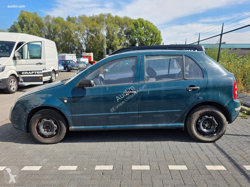 Véhicule utilitaire Skoda fabia