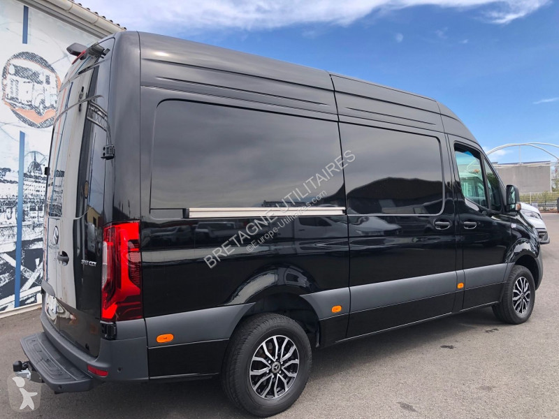 Véhicule utilitaire Mercedes SPRINTER FG 319...