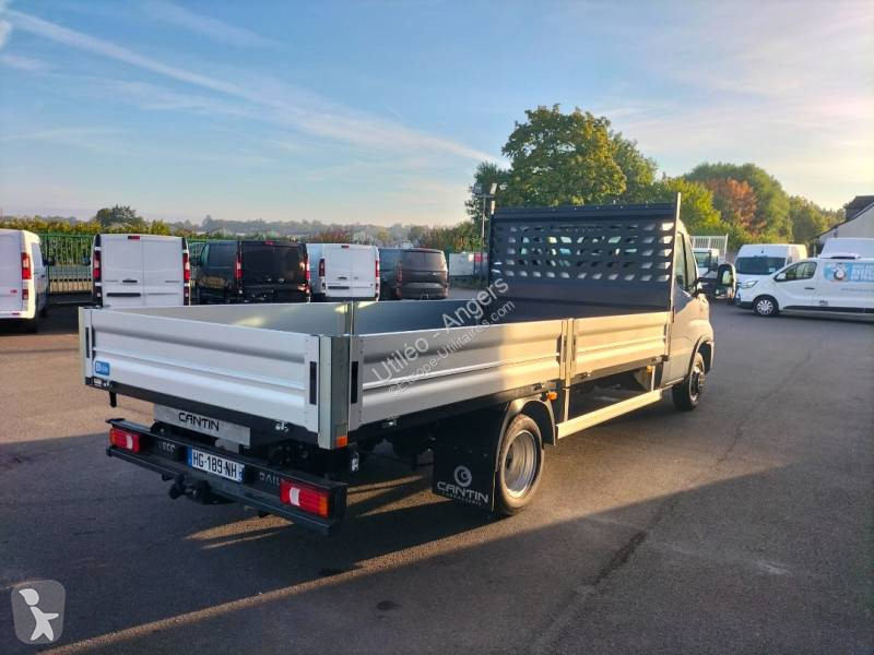 Véhicule utilitaire Iveco