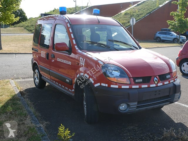 Véhicule utilitaire Renault 4X4