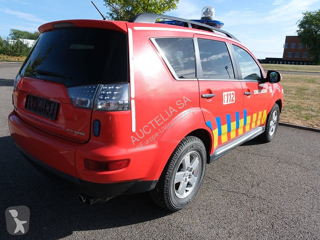 Véhicule utilitaire Mitsubishi