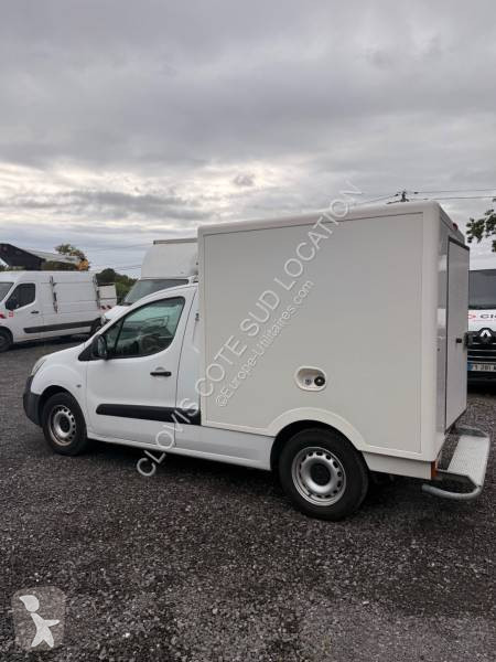Véhicule utilitaire Peugeot