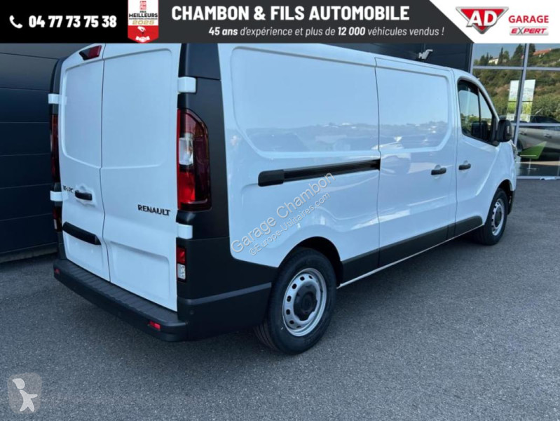 Véhicule utilitaire Renault FOURGON FG DCI 150...