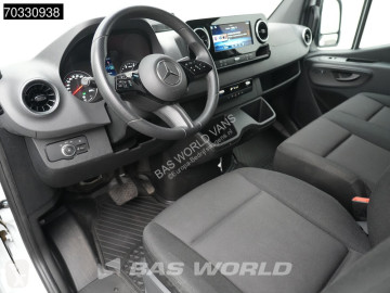 Mercedes Sprinter 317 CDI Automaat L3H2 LED Navi Airco Cruise Camera 10inch MBUX CarPlay Parkeersensoren v+a Euro6 L3 Airco Cruise control