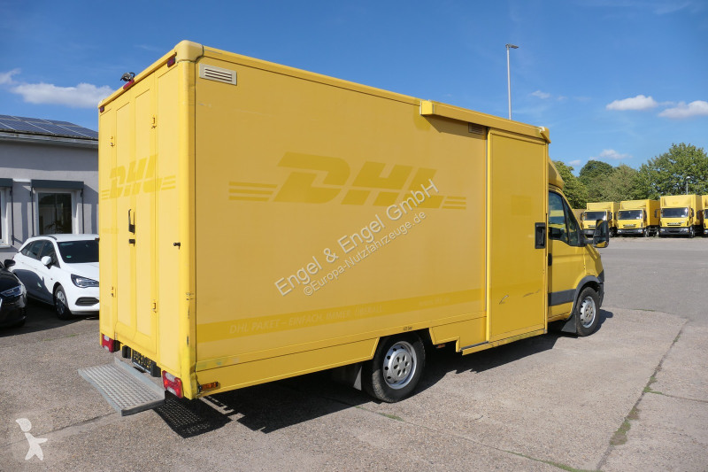 Véhicule utilitaire Iveco Daily 35 S11 C30C...