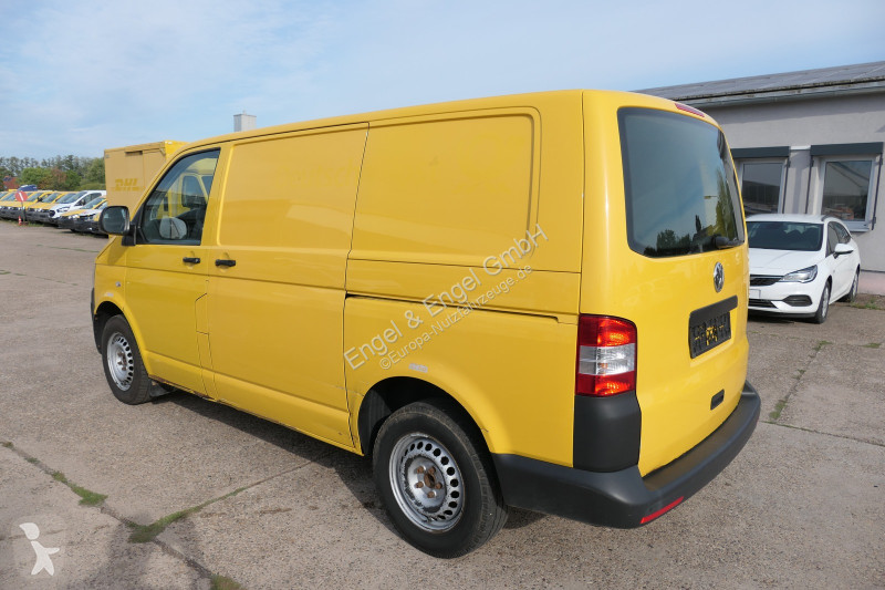 Véhicule utilitaire Volkswagen T5 Transporter...