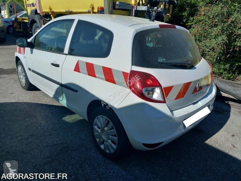 Véhicule utilitaire Renault CLIO