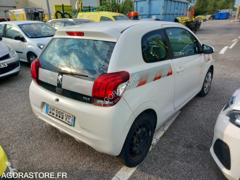 Véhicule utilitaire Peugeot 108
