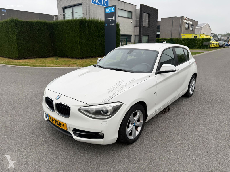 Véhicule utilitaire BMW 118