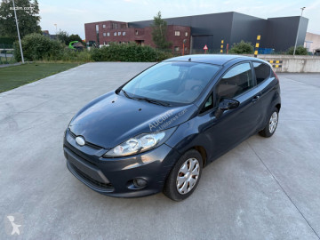 Voiture Ford