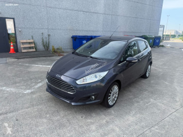 Carro Ford