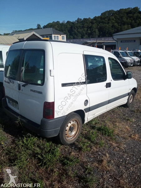 Véhicule utilitaire Peugeot PARTNER