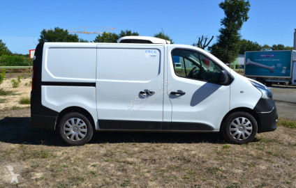 Лекотоварен фургон Nissan