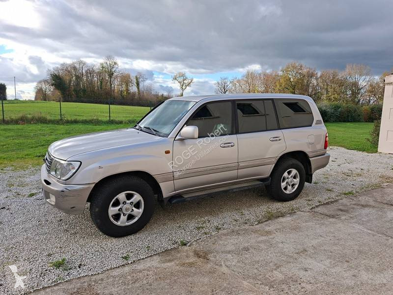 Véhicule utilitaire Toyota