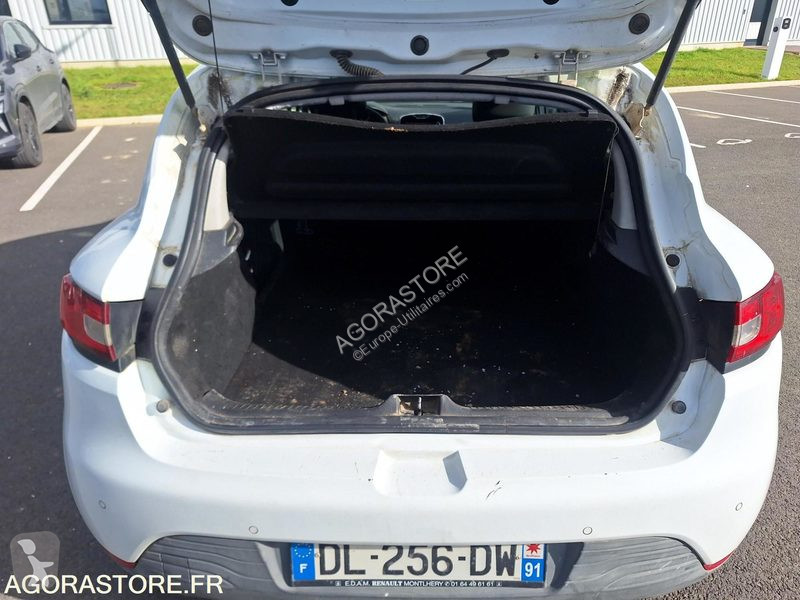 Veículo utilitário Renault CLIO