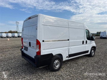 Caja cerrada Fiat