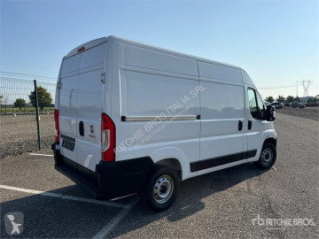 Caja cerrada Fiat