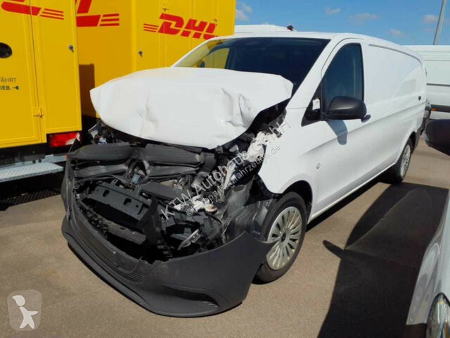 Véhicule utilitaire Mercedes Vito116CDI KA...