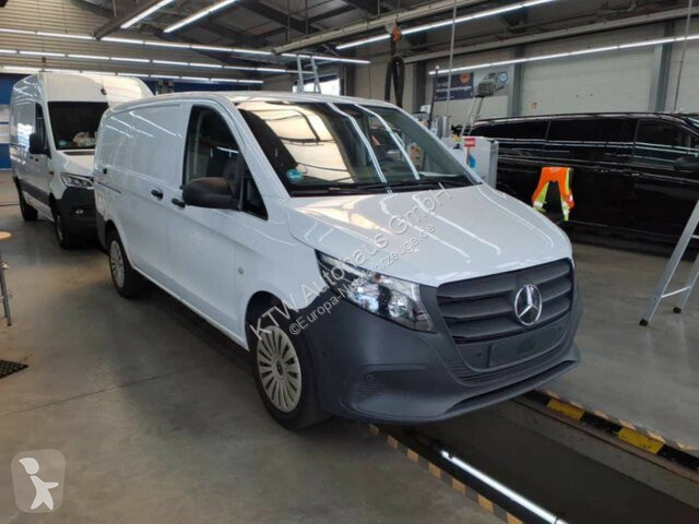 Véhicule utilitaire Mercedes Vito116CDI KA...