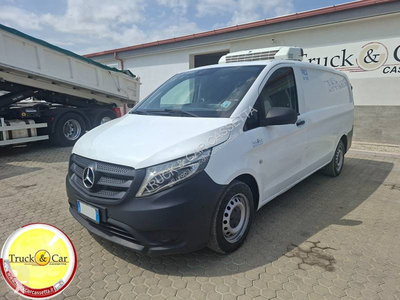 Furgoneta Mercedes