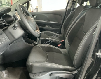 Voiture berline Renault