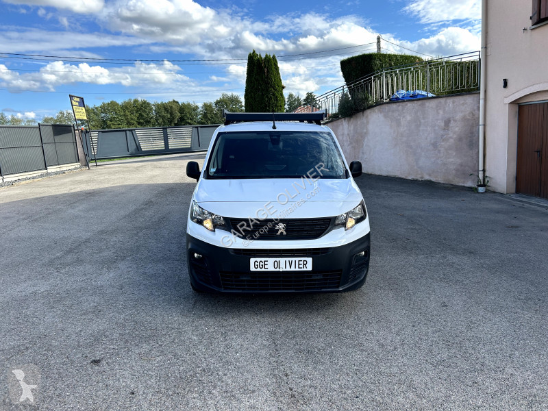 Furgoneta Peugeot Standard 650KG 1.5 Bluehdi...