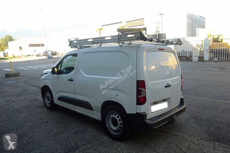 Véhicule utilitaire Peugeot PARTNER 1,5 HDI 100